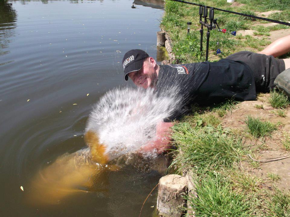 fishing 2 - 560456295161467279457984820089n.jpg